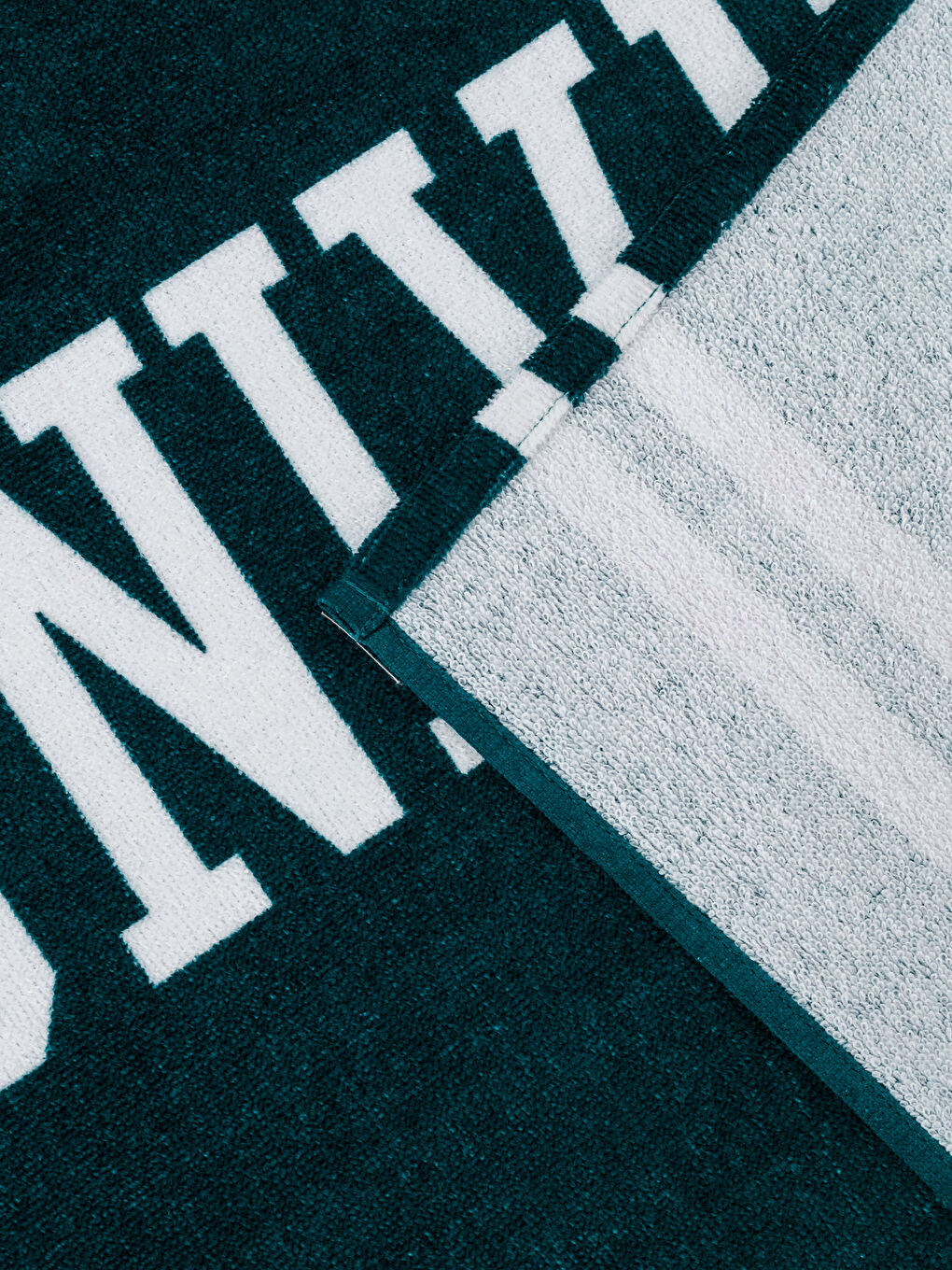 Harvard University Licensed Bath Towel 70x140 Cm-3