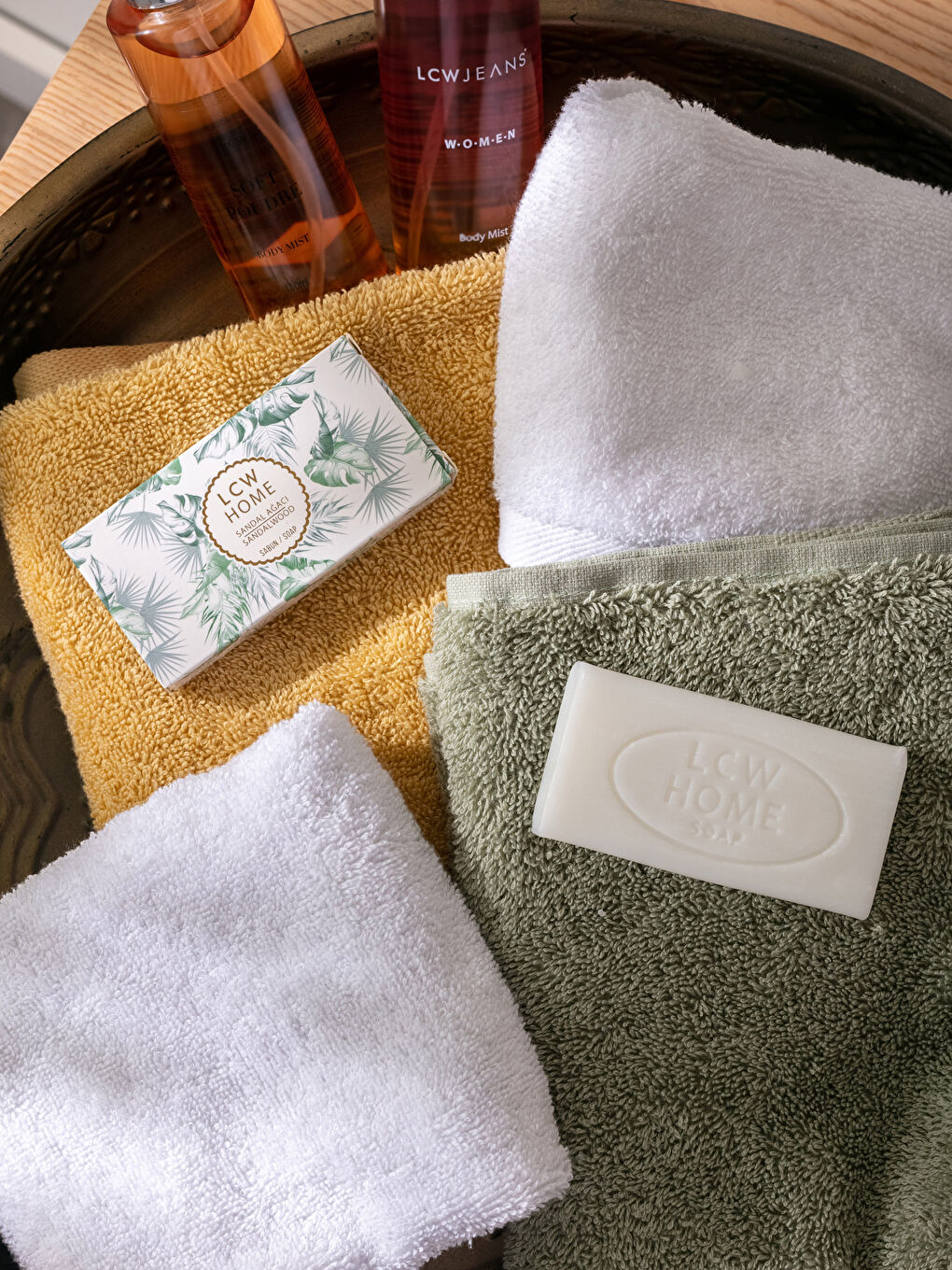 Твёрдое мыло с ароматом сандалового дерева 50 гр