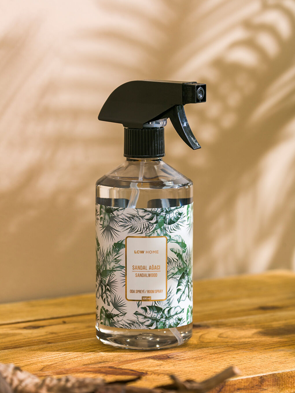 Spray de cameră cu parfum de lemn de santal 400 ml