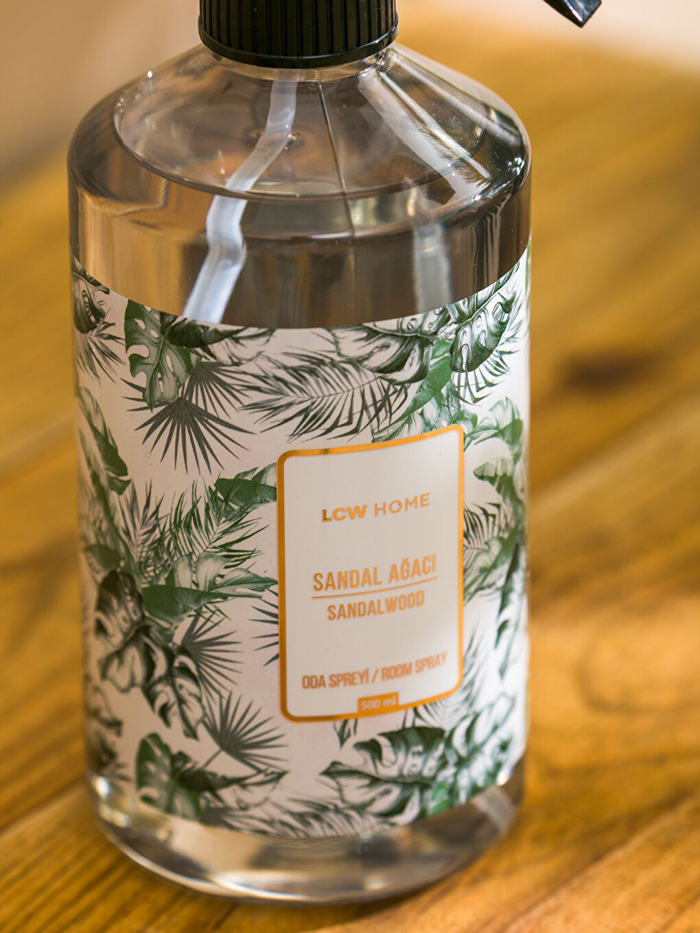 Spray de cameră cu parfum de lemn de santal 400 ml-1