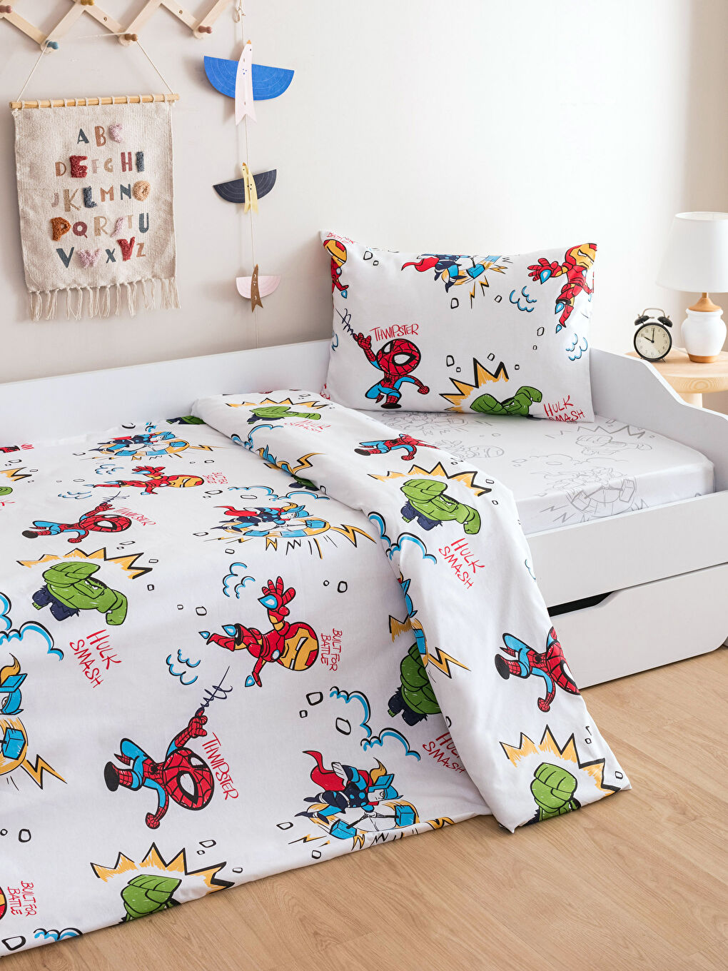 Лицензированный комплект постельного белья для детей Marvel