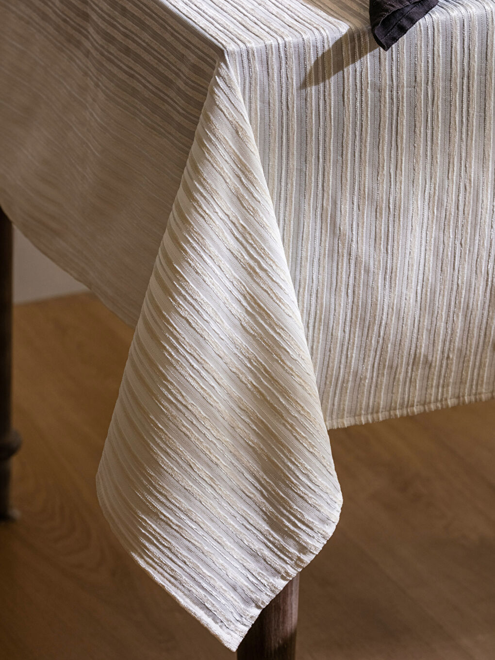 LCW HOME Striped Tablecloth 140x180 cm -W2HH04Z8-LRA