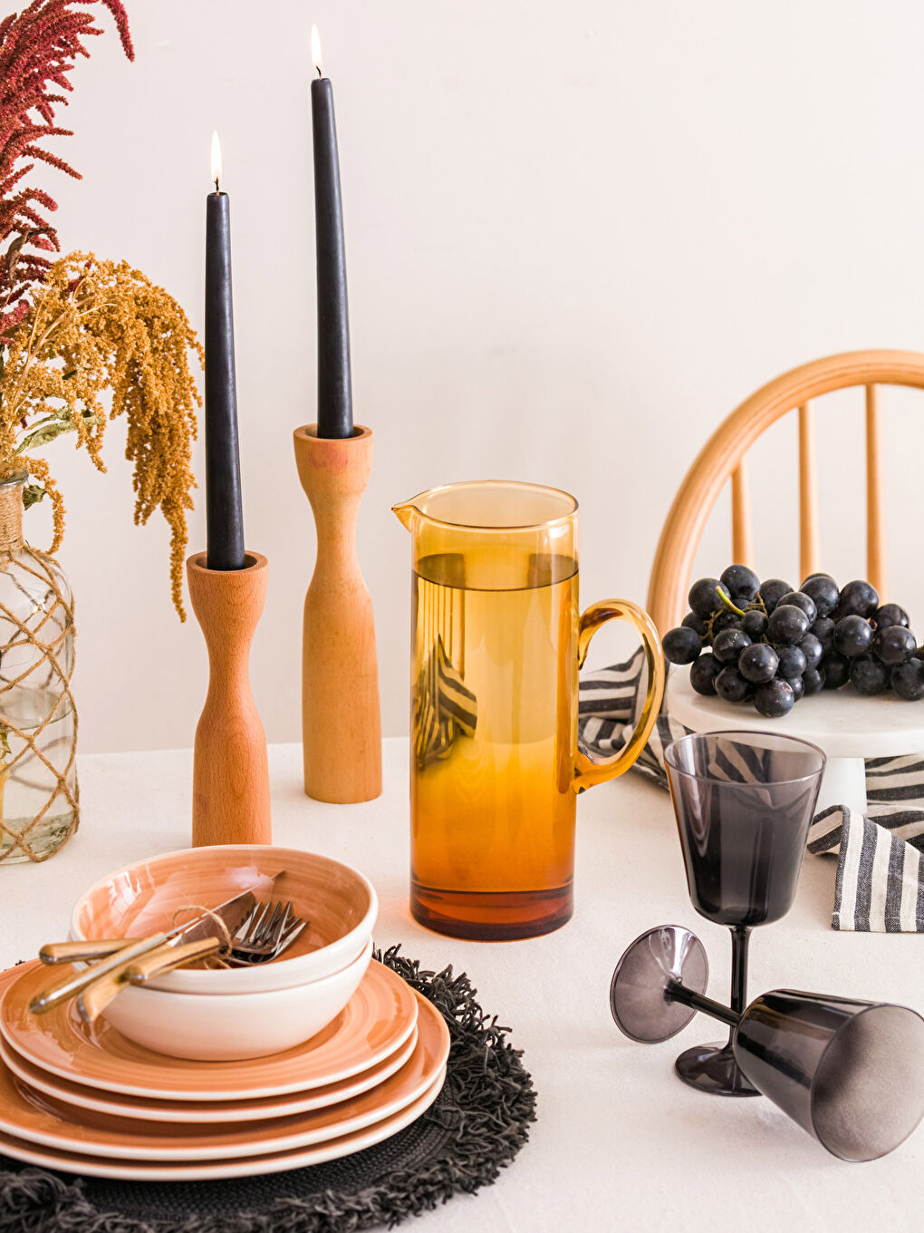 Kahverengi Düz Cam Sürahi 1750 ml