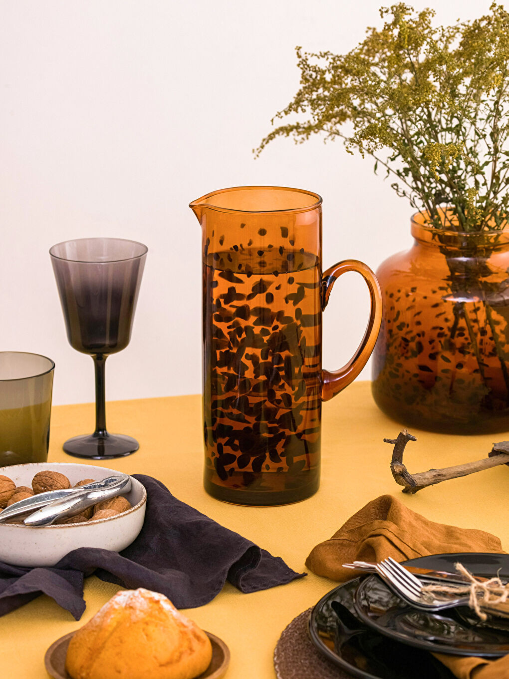 Kahverengi Desenli Cam Sürahi 1750 ml