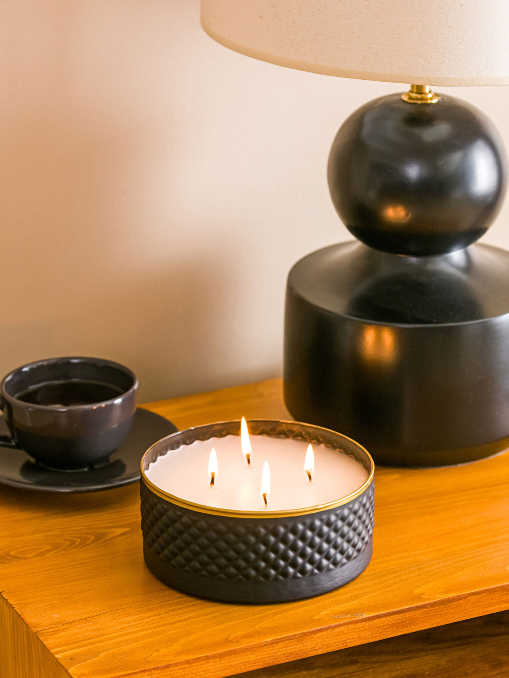 Siyah Kokulu Mum 450 g