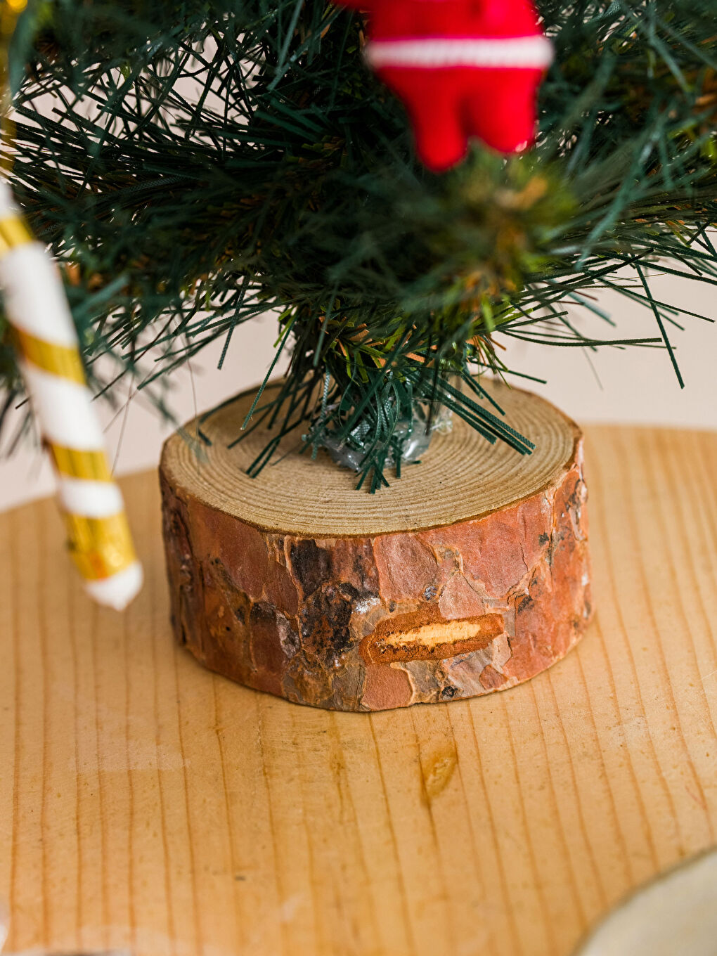 Yeşil Yılbaşı Temalı Dekoratif Çam Ağacı 30 cm-2