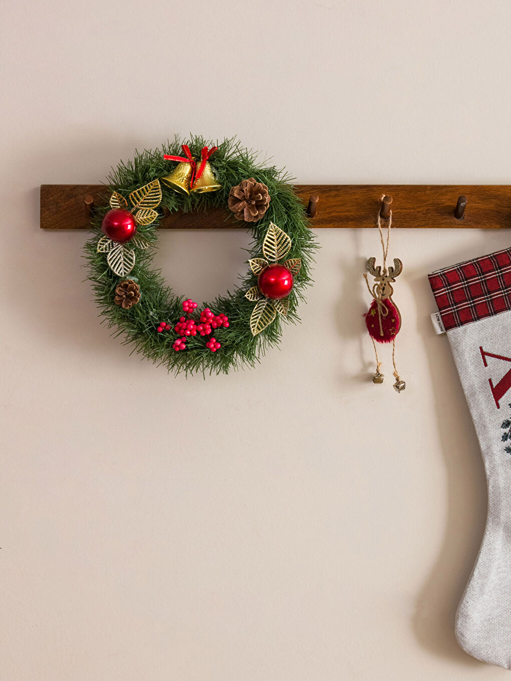 Karışık Dekoratif Yılbaşı Süsü 24 cm-1