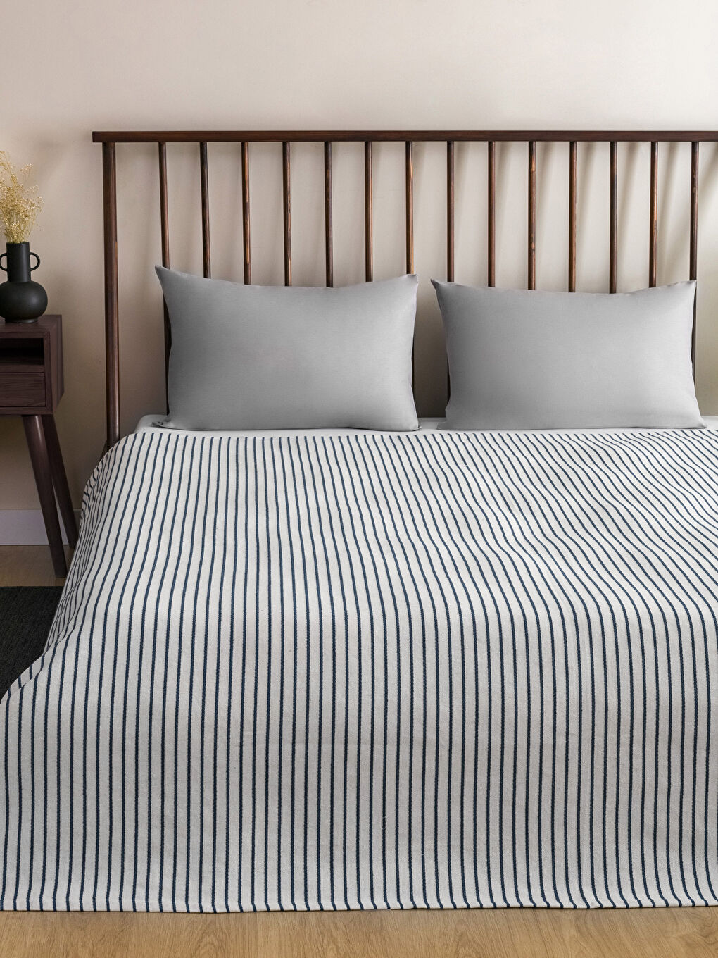 Cuvertură de pat dublu vărgată 200x220 cm