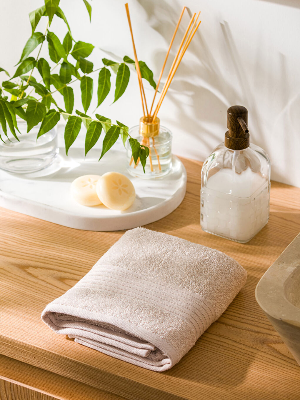 منشفة وجه قطنية سادة 50×80 سم-1