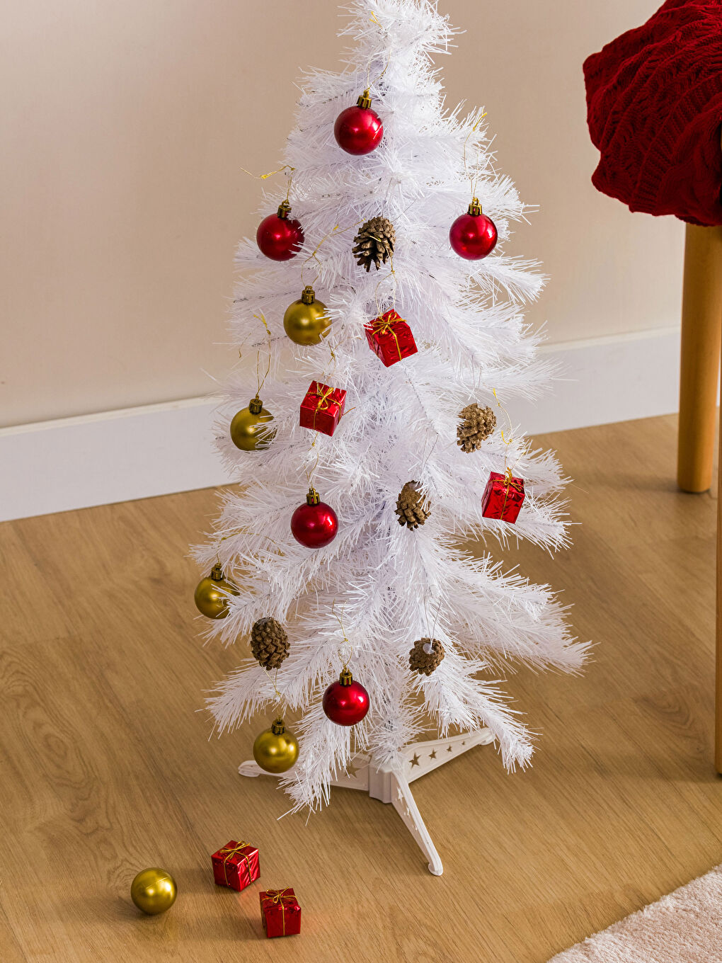 Karışık Dekoratif Yılbaşı Süsü 4 Cm 3'lü-1