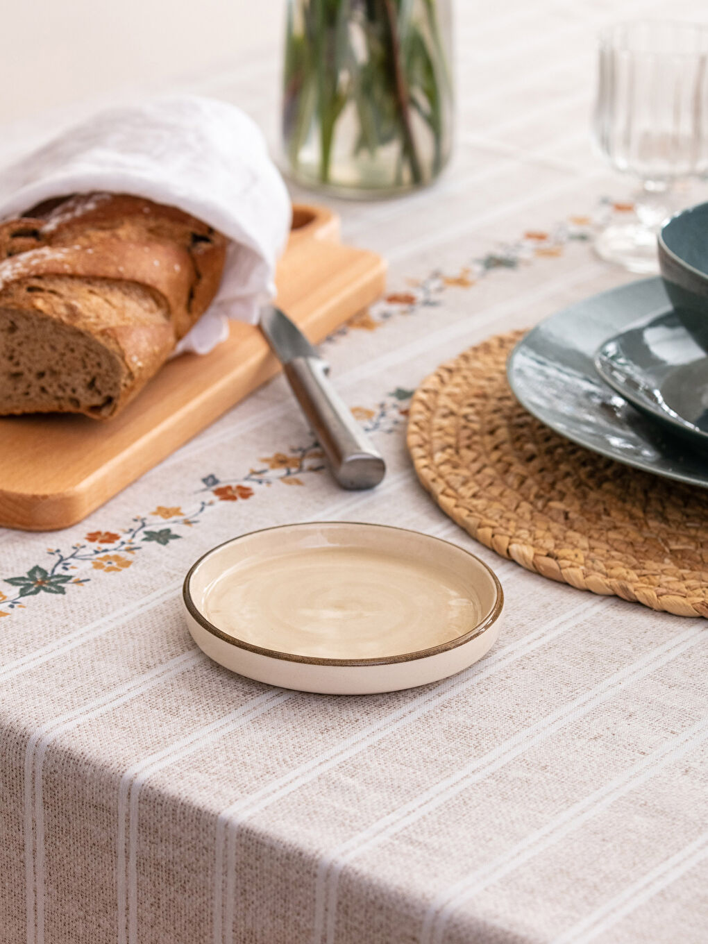 Flat Ceramic Plate 12 cm