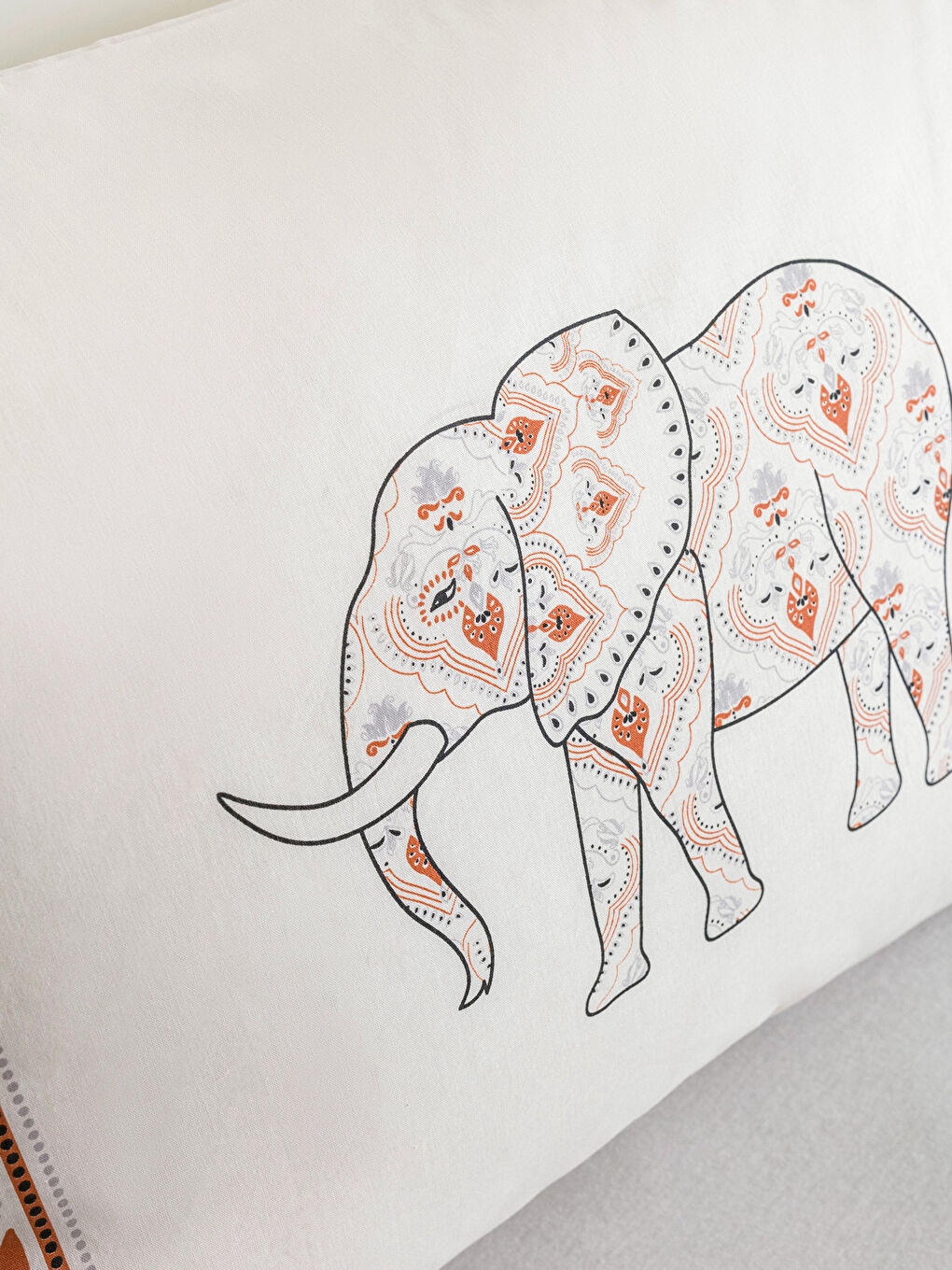 Karışık Pamuklu Desenli Yastık Kılıfı 50x70 cm-2