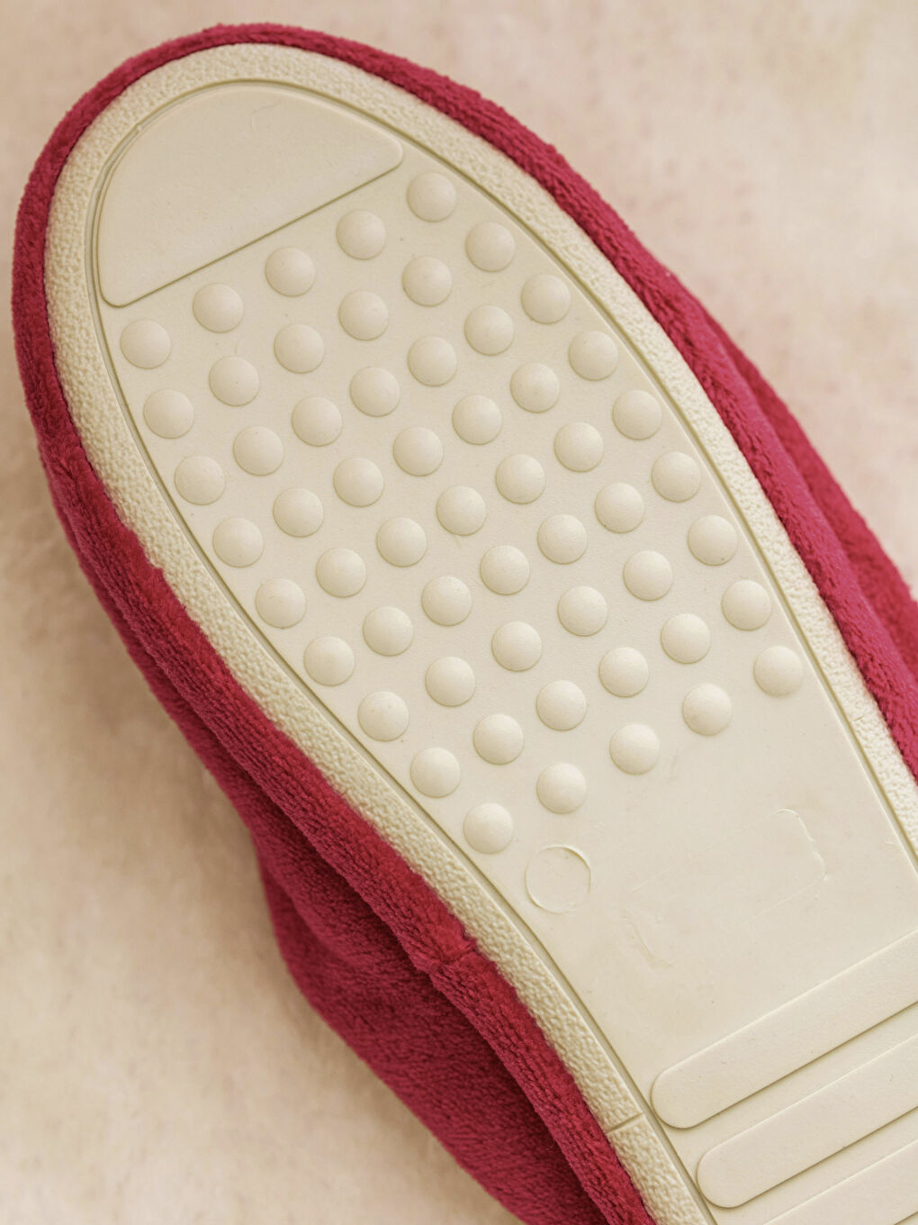 Kırmızı Yılbaşı Temalı Kadın Ev Terliği-4