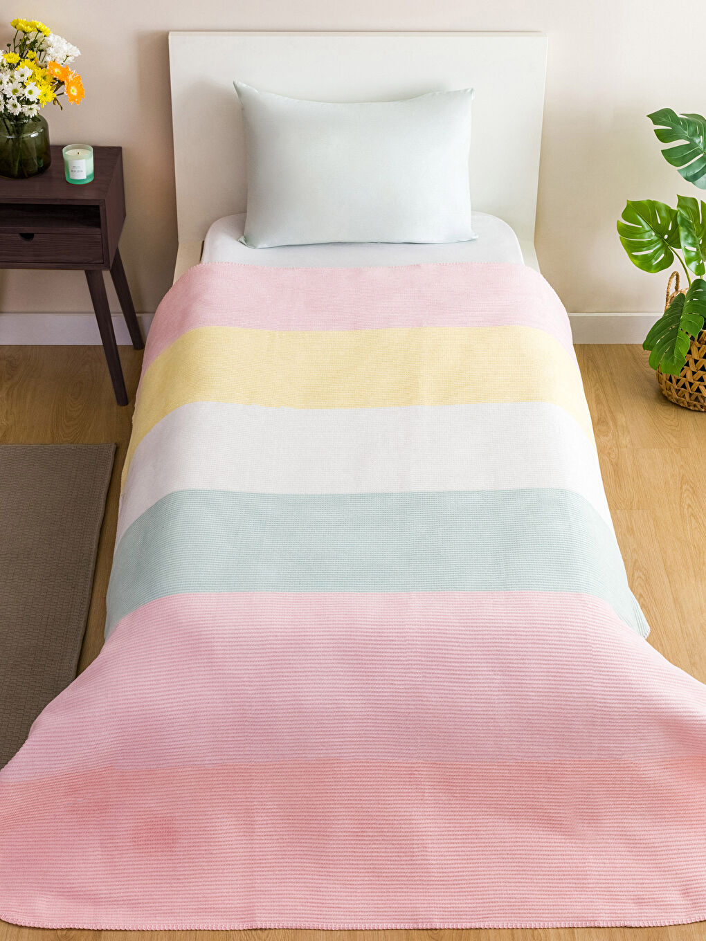 Karışık Renk Bloklu Pamuklu Kız Çocuk Battaniye 150x200 cm-1