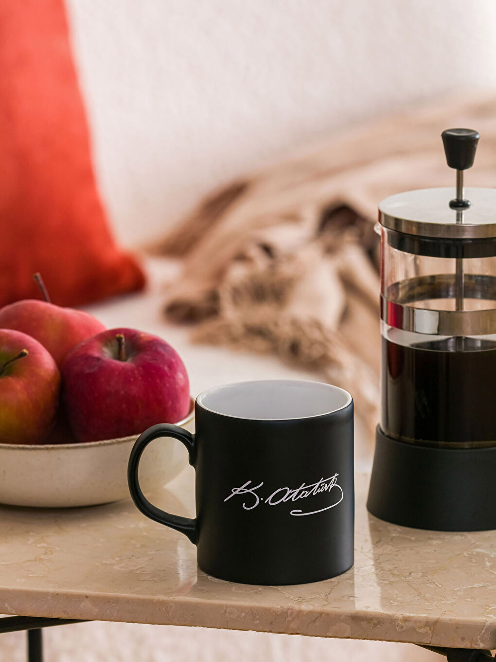 Siyah Atatürk İmza Baskılı Kupa Bardak 320 ml-1