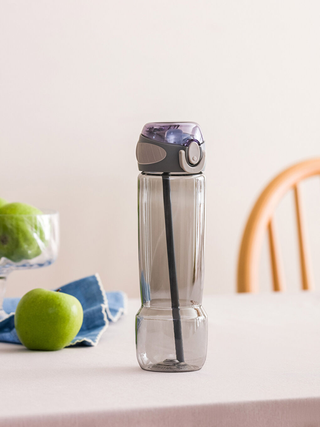 Plain Straw Water Bottle-1