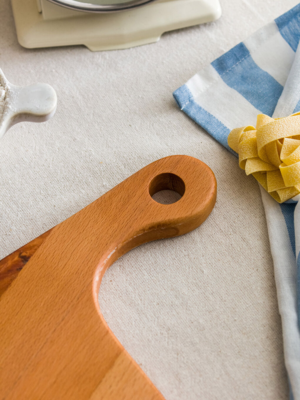 Kahverengi Ahşap Kesme Tahtası 37 cm-2