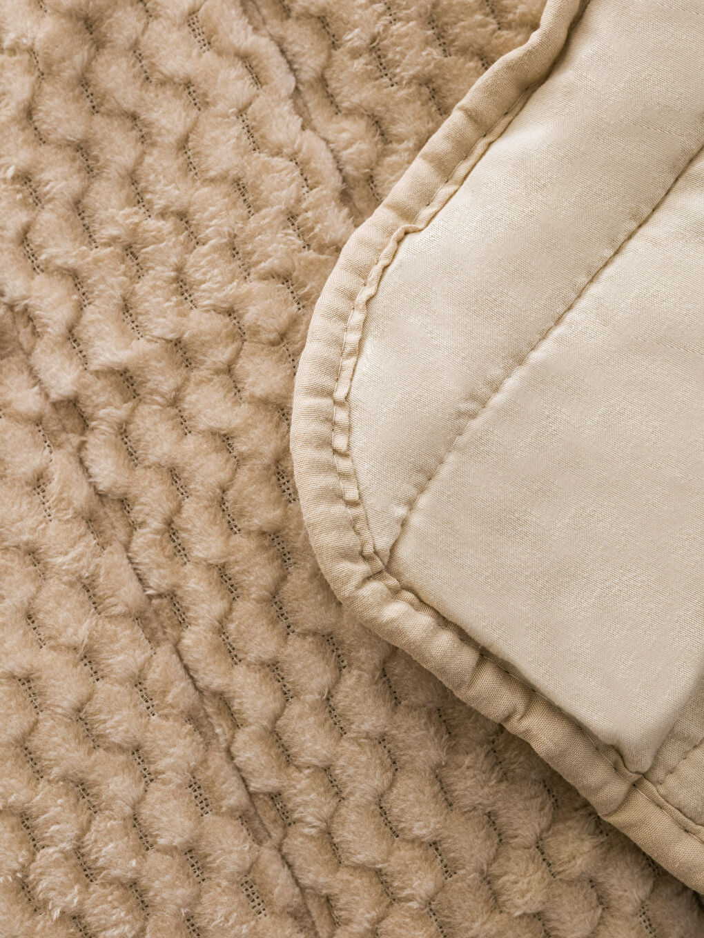 Bej Kendinden Desenli Tek Kişilik Battaniye-3