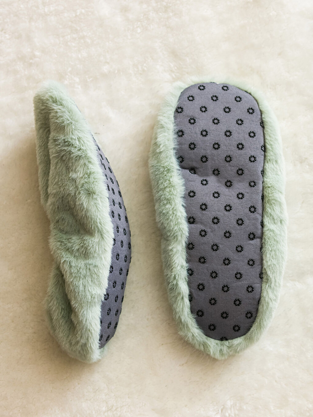 Yeşil Kadın Pelüş Ev Ayakkabısı-2