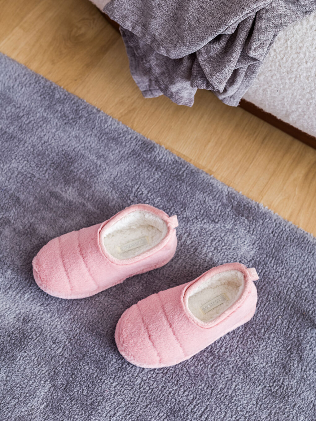 Плюшевые Женские Домашние Тапочки-1