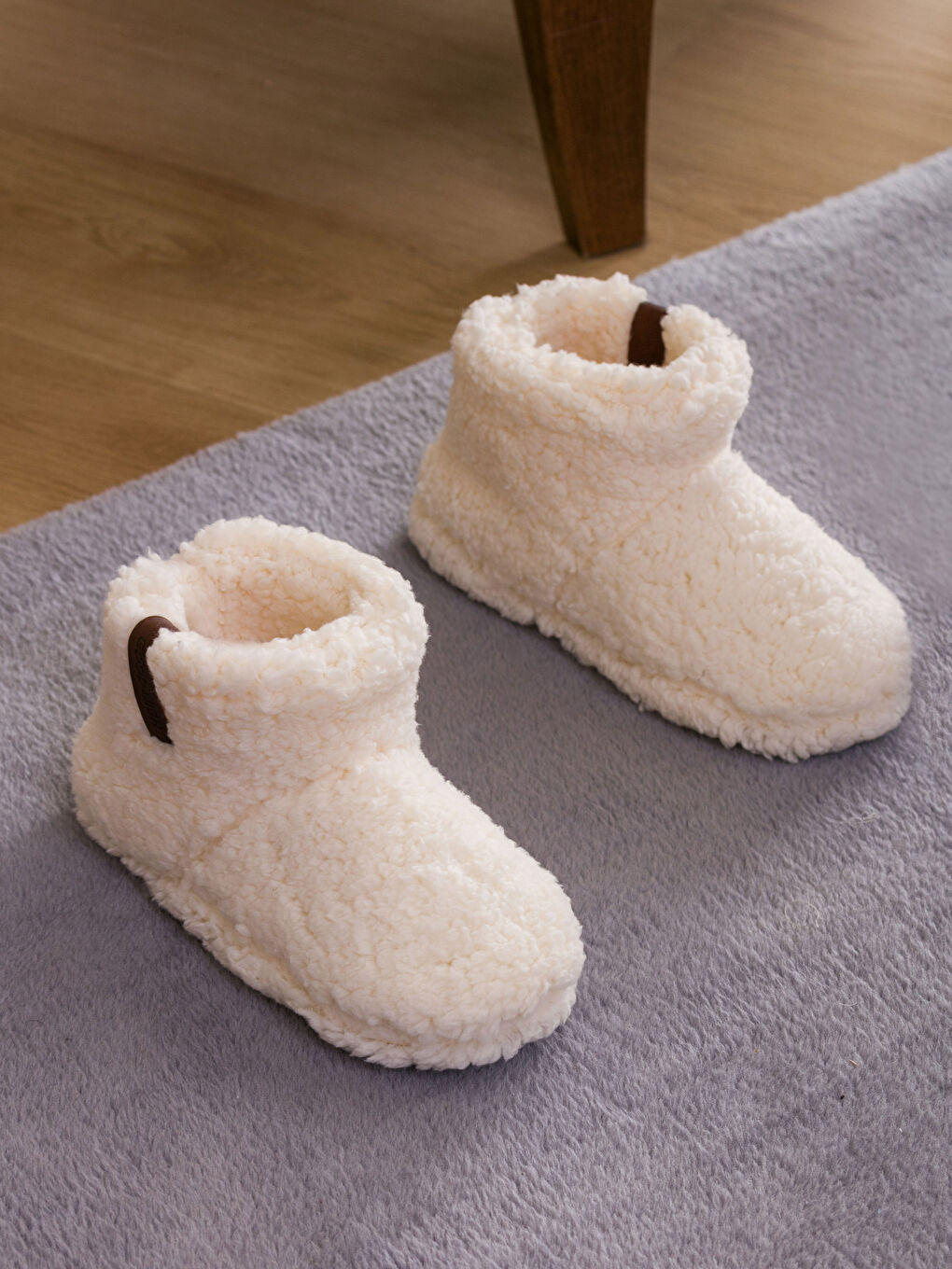 Plush Women's Home Slipper Boots-1