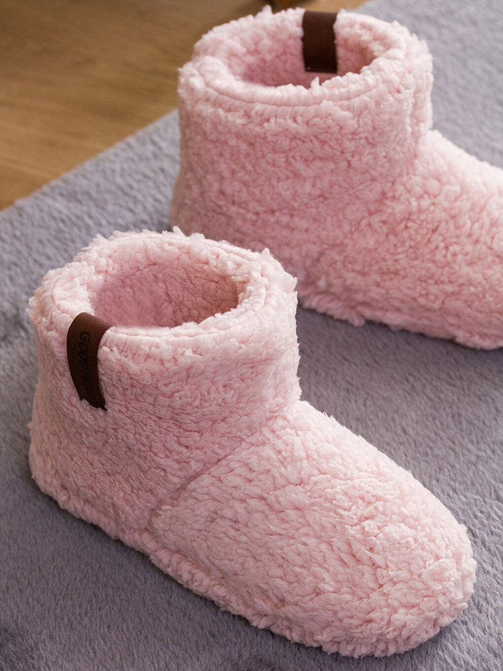 Bottes Pantoufles d'Accueil en Peluche pour Femmes-1