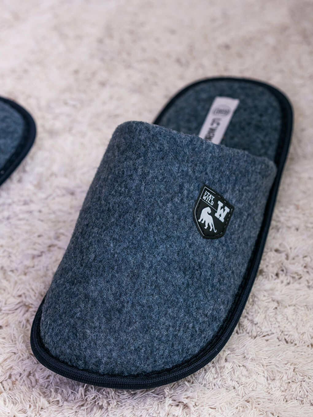 Chaussons d'intérieur pour Hommes à Bout Fermé avec Détail Étiquette-1