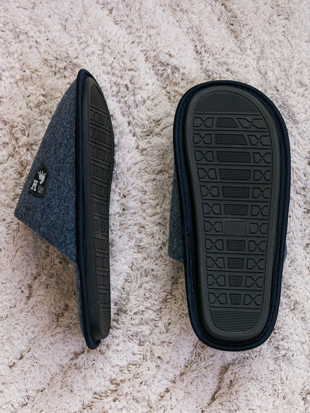 Chaussons d'intérieur pour Hommes à Bout Fermé avec Détail Étiquette-2