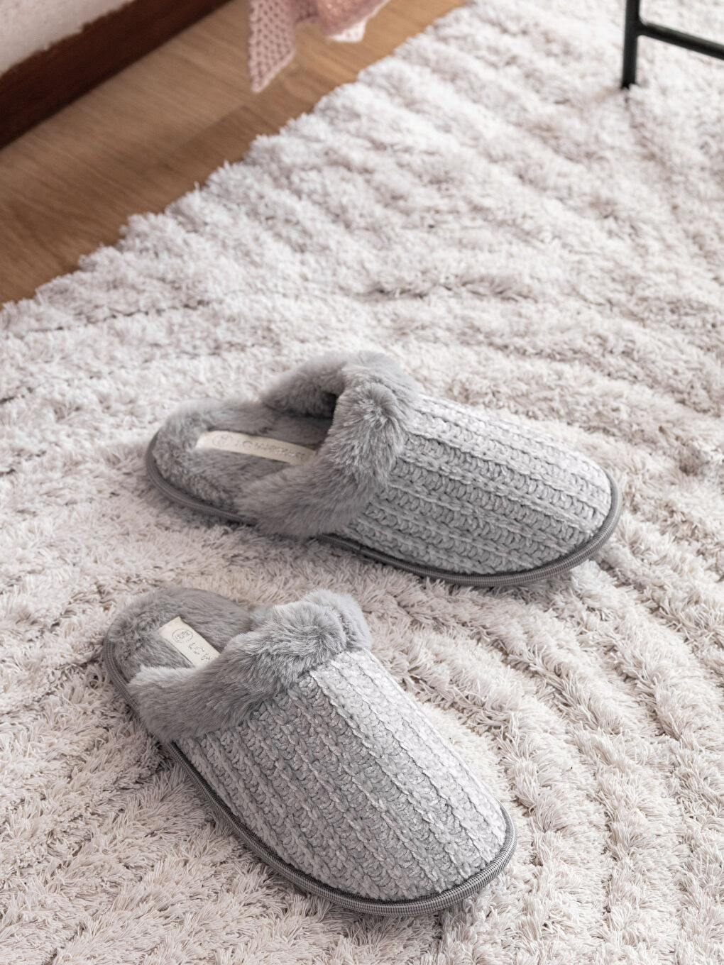 Self Patterned Women's House Slippers-1