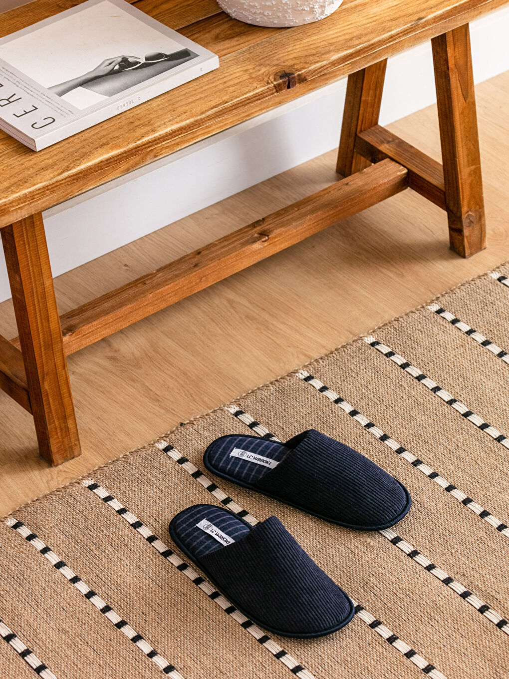 Self Patterned Men's House Slippers