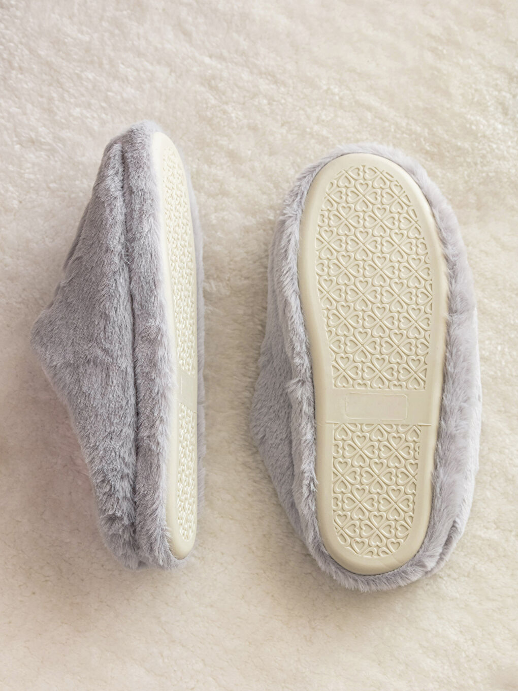 Gri Nakışlı Kadın Ev Terliği-2