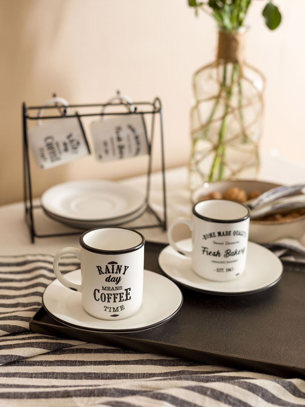 مجموعة فناجين قهوة بورسلين مطبوعة 8 قطع-1