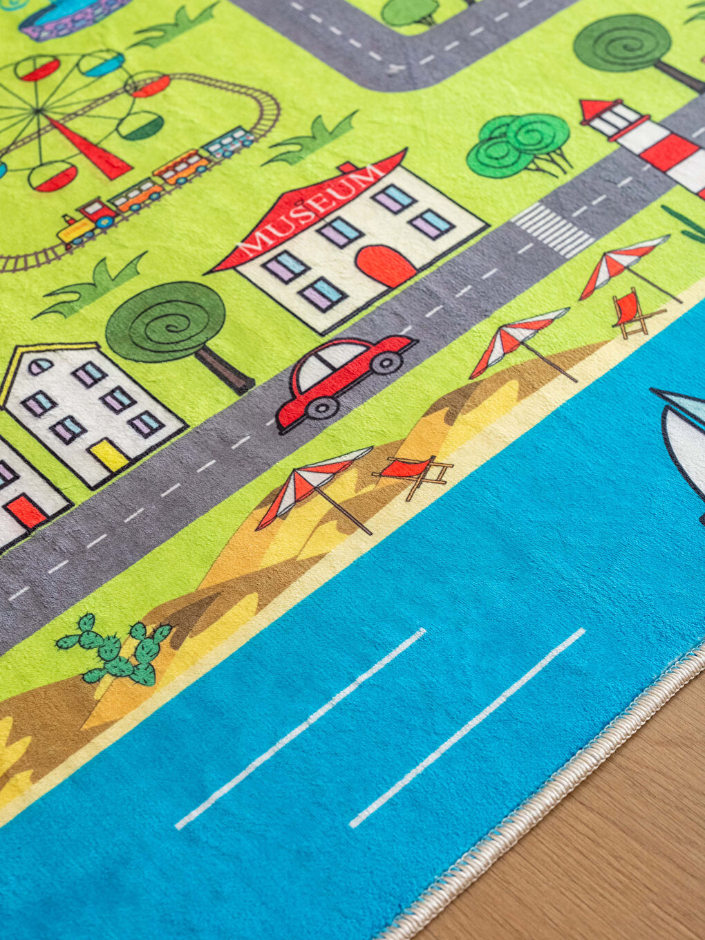 Karışık Şehir Tema Baskılı Çocuk Halısı 80x140 cm-1