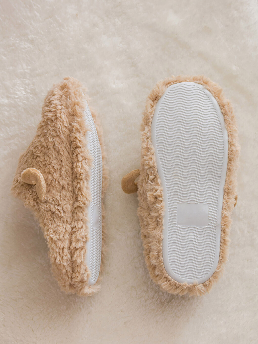 LCW STEPS Embroidery Detailed 3D Appliqué Plush Women's House Slippers -W3AN83Z8-VDF