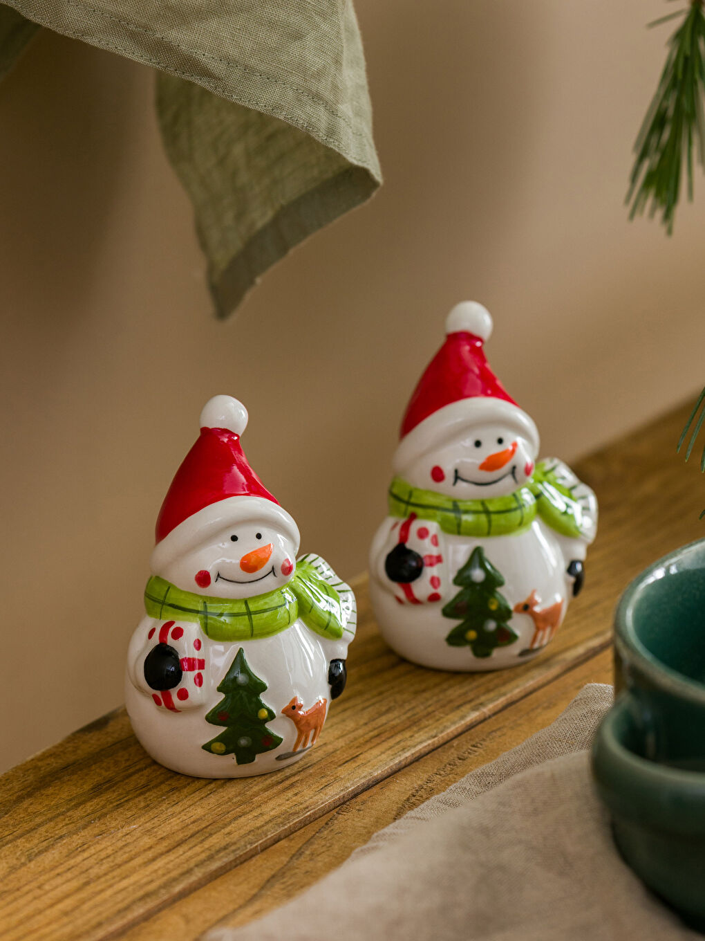 LCW HOME New Year's Themed Salt and Pepper Shakers -W3AV21Z8-F9C