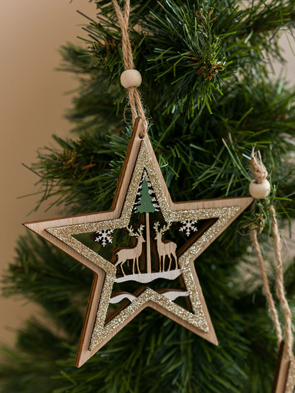 Decorative Star Tree Ornament 2-pack -W3AV23Z8-LRW
