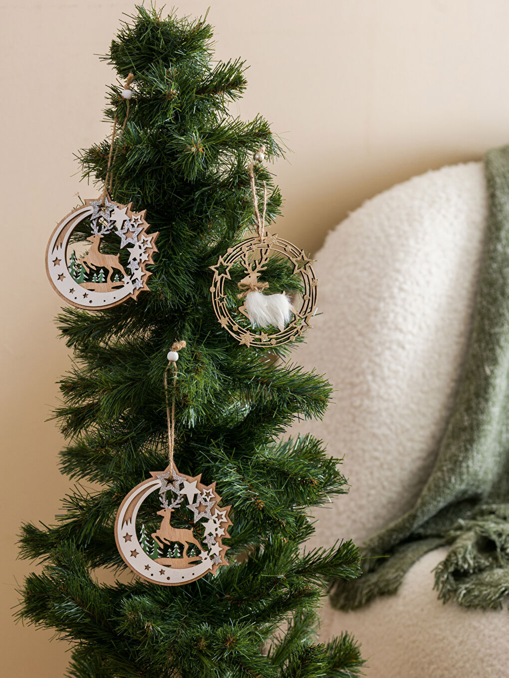 LCW HOME Decorative Deer Tree Ornament Set of 3 -W3AV24Z8-LRW
