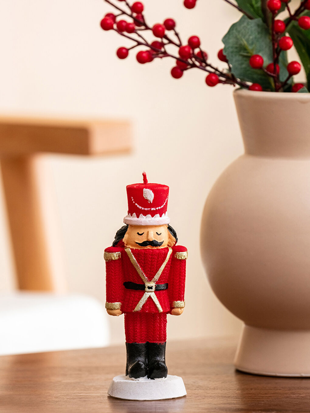 Nutcracker Figured Candle 15 Cm-1