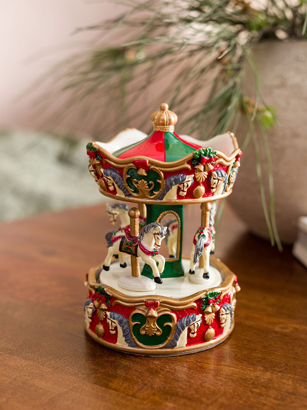New Year-Themed Music Box 11x11x16 cm