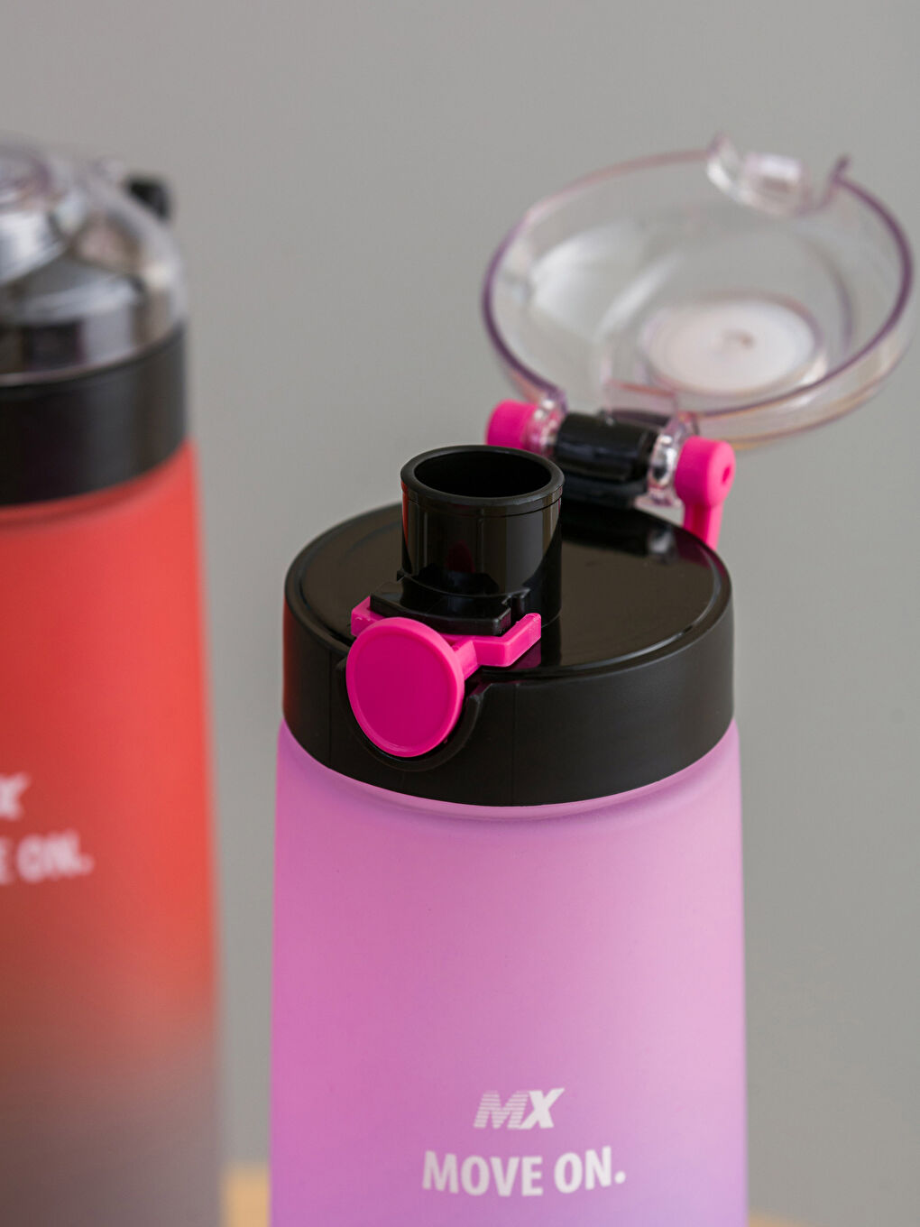 LCW ACCESSORIES Štampana boca za vodu sa poklopcem 730 ml -W3CN41Z8-QBC
