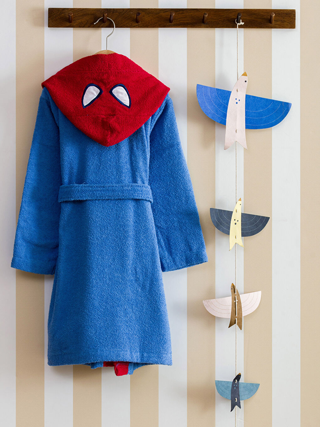 Halat de baie cu glugă imprimat Spiderman pentru băieți-1