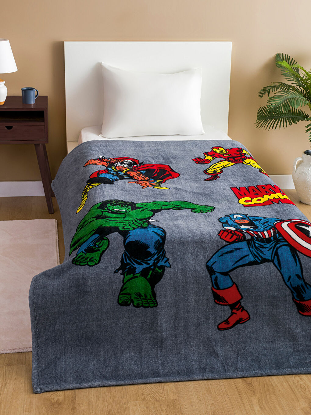 Karışık Marvel Baskılı Çocuk Battaniye 150x200 cm