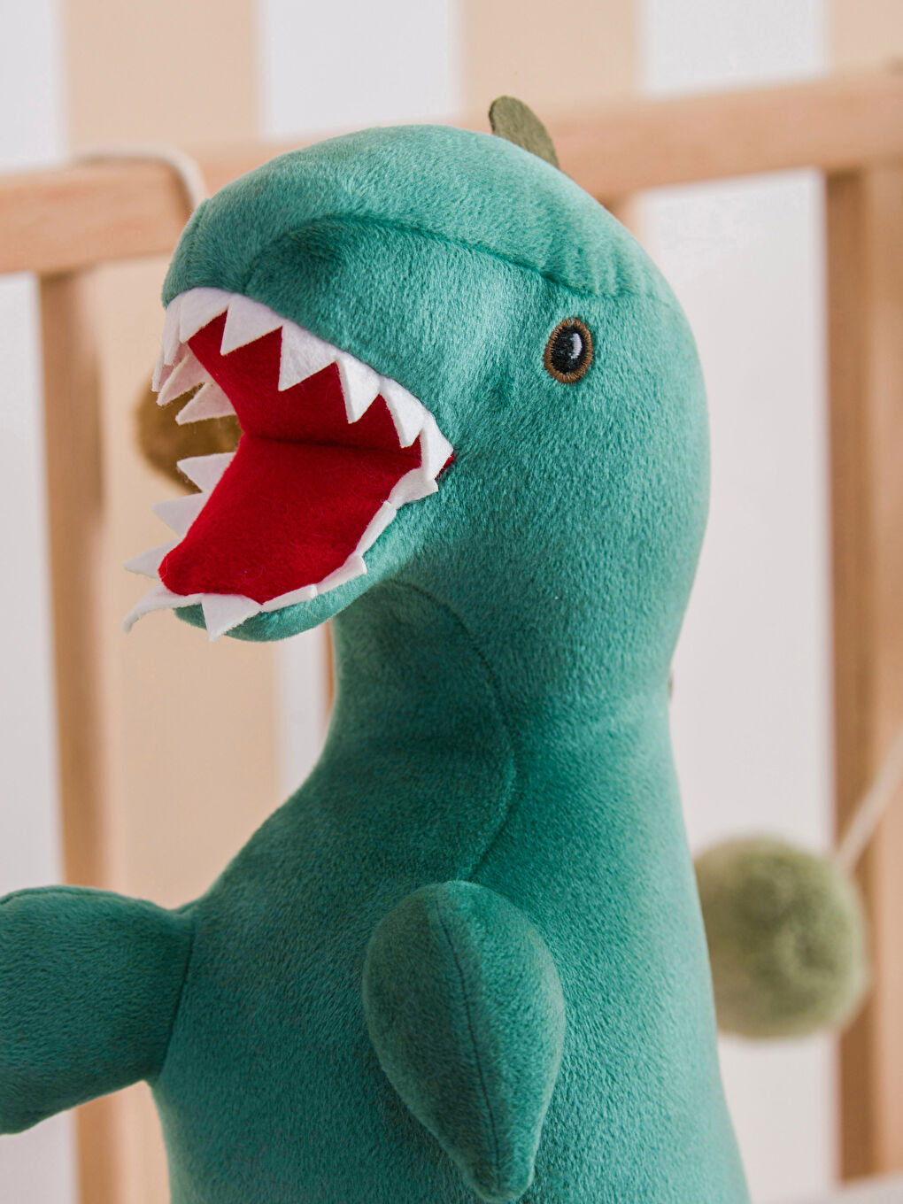 Haki Dinozor Figürlü Dolgulu Pelüş Bebek Kırlent 41 cm-2
