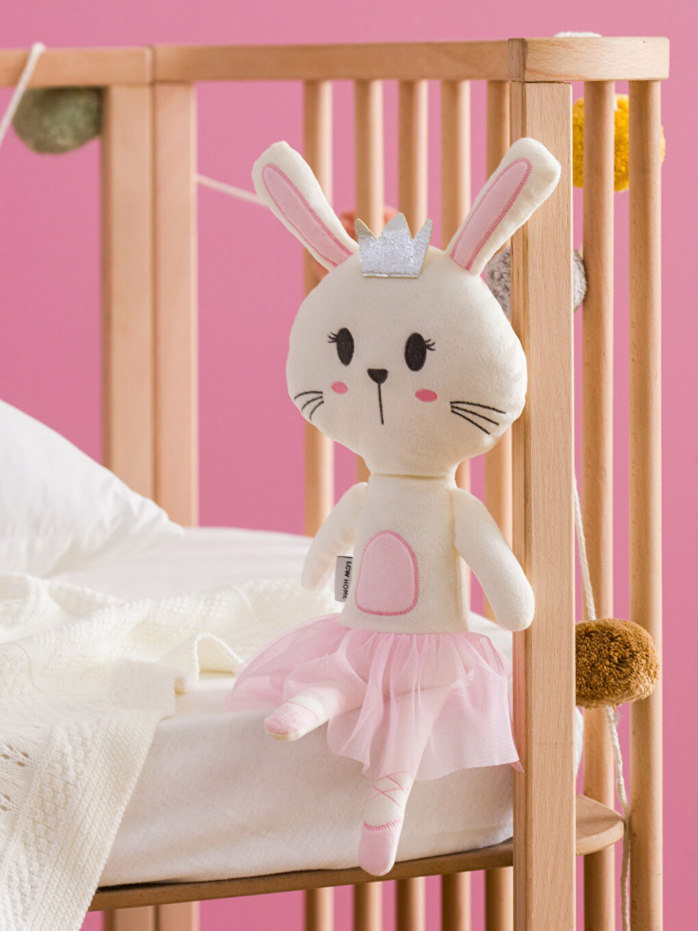 Filled Embroidered Baby Throw Pillow 40 cm