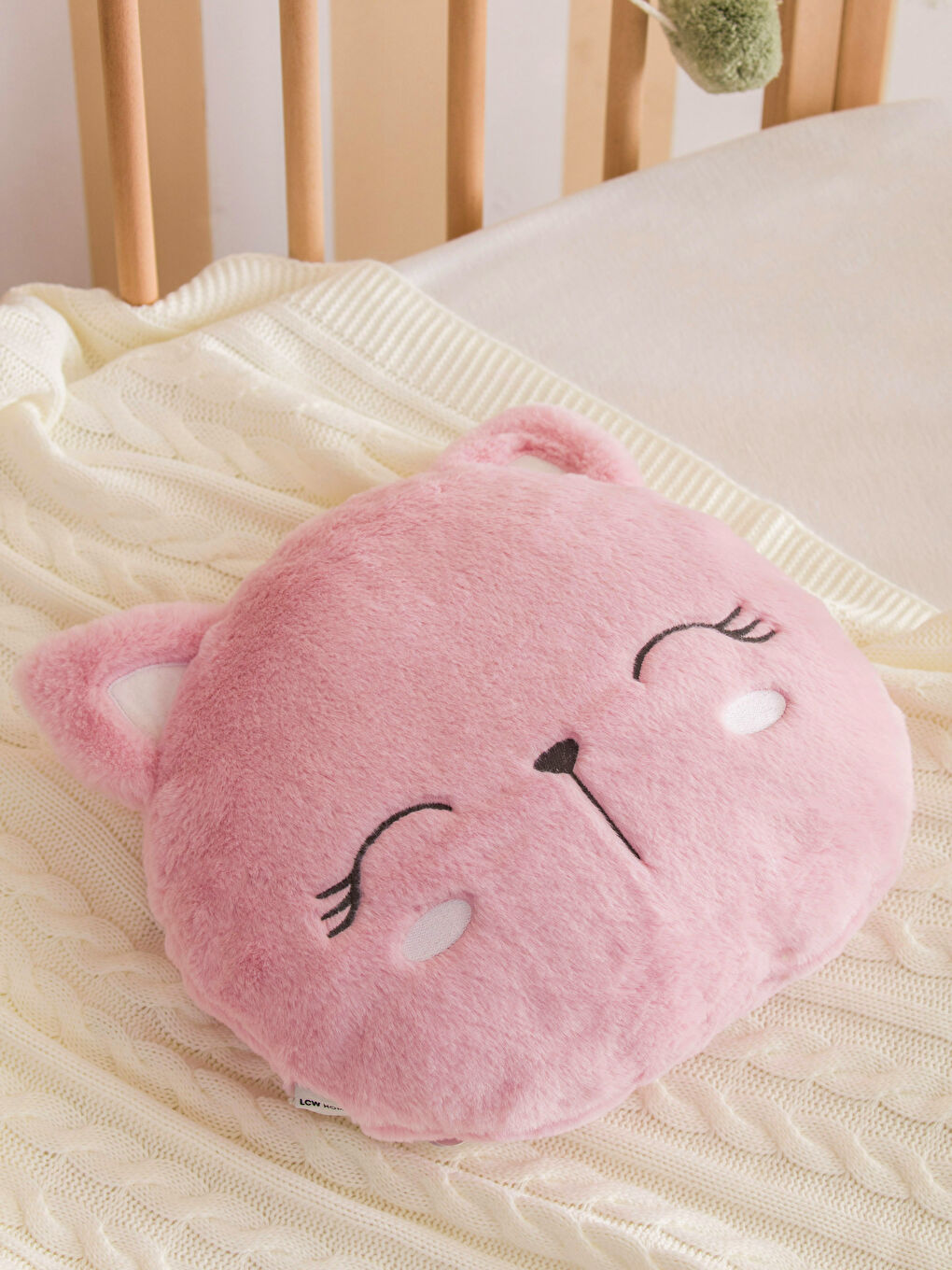 Pembe Nakışlı Dolgulu Bebek Kırlent 40 cm-1