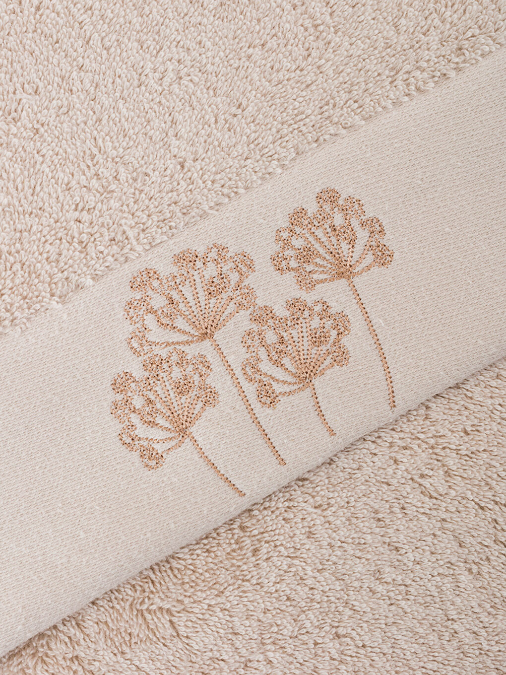 Serviette de toilette brodée arbre 50x80 cm-3