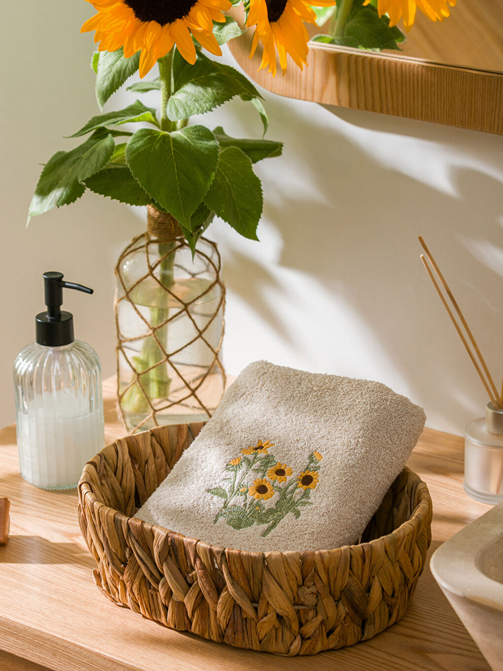 Serviette De Toilette Motif Tournesol 50x80 cm