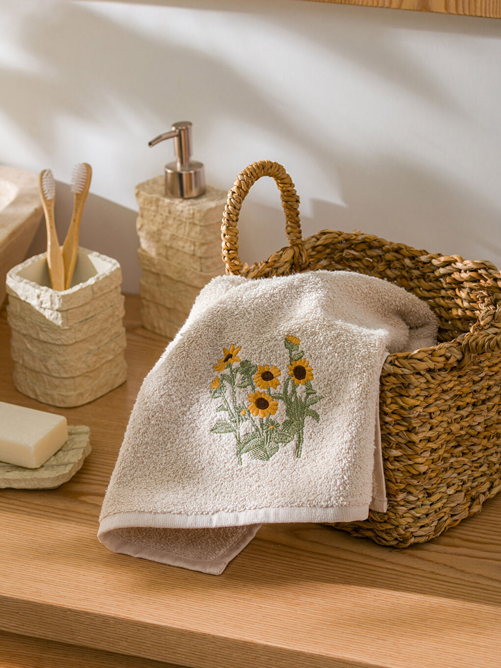 Serviette De Toilette Motif Tournesol 50x80 cm-1