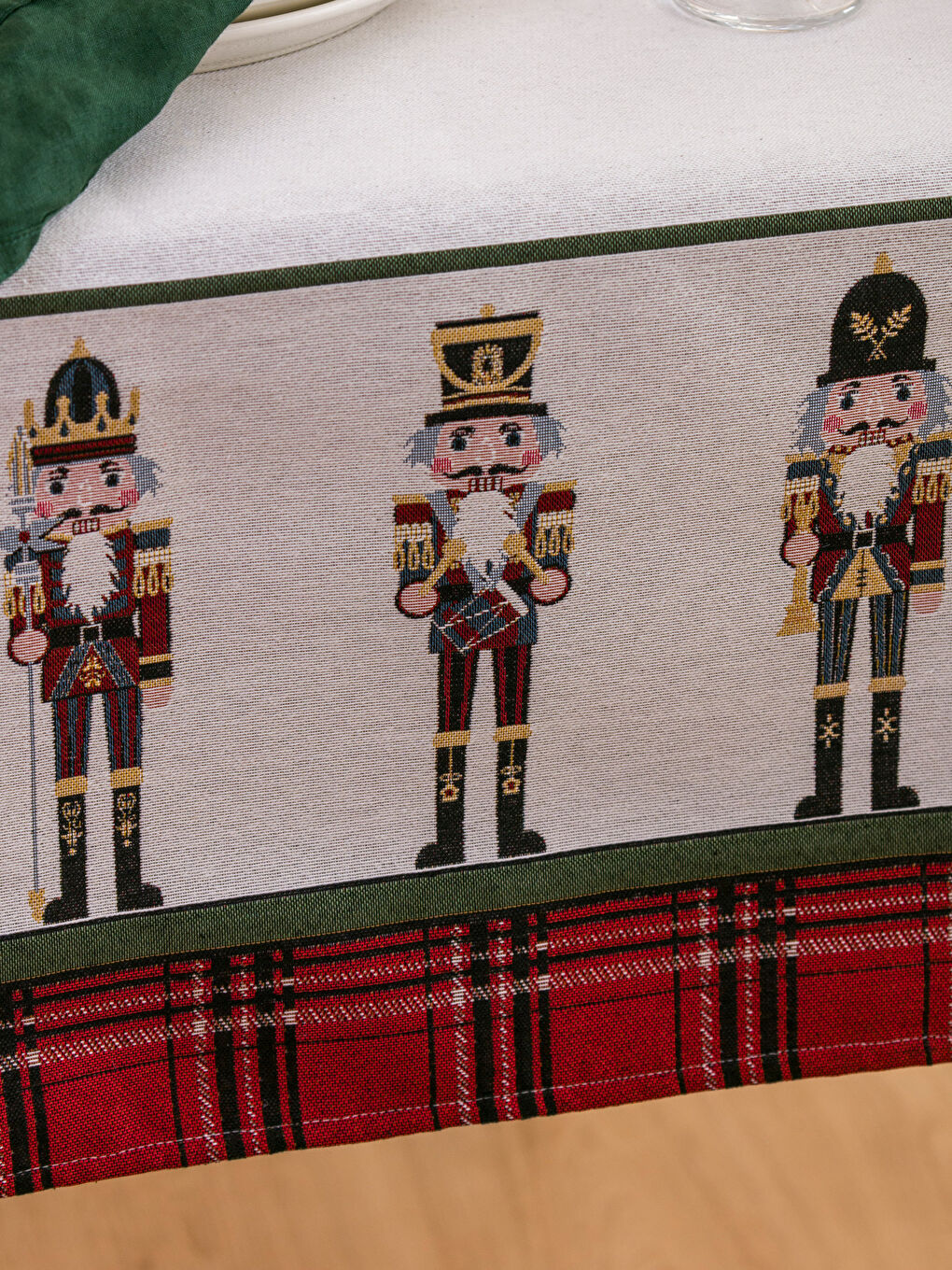 LCW HOME Nutcracker Printed Runner 45x120 Cm -W3DK57Z8-F9C