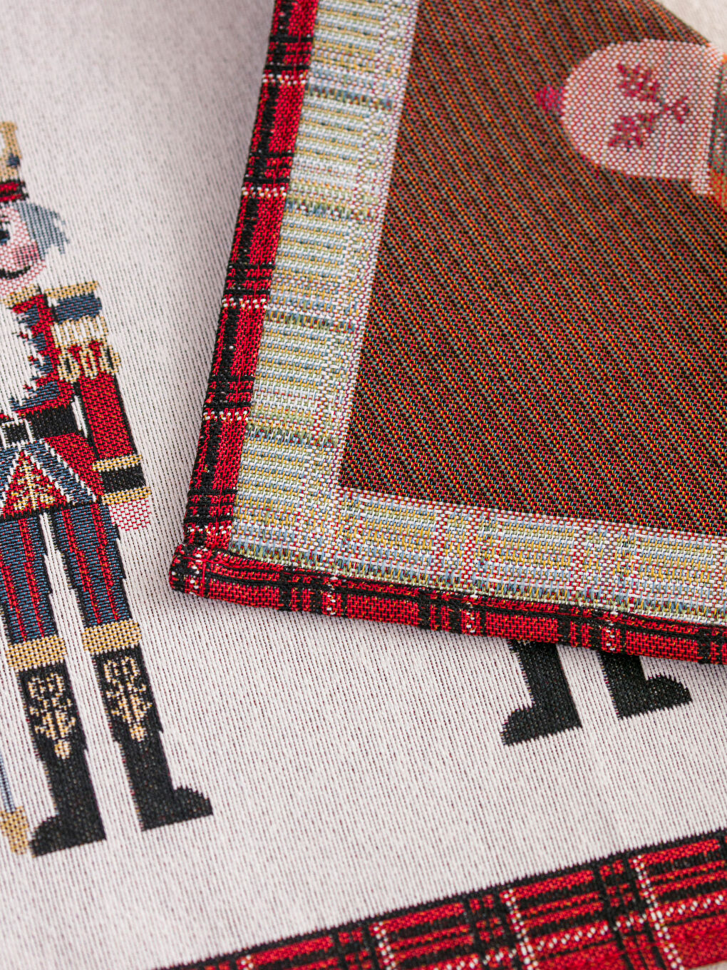Nutcracker Patterned Placemat 33x50 Cm-3